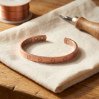 Bracelet en cuivre Bolt par Vera
